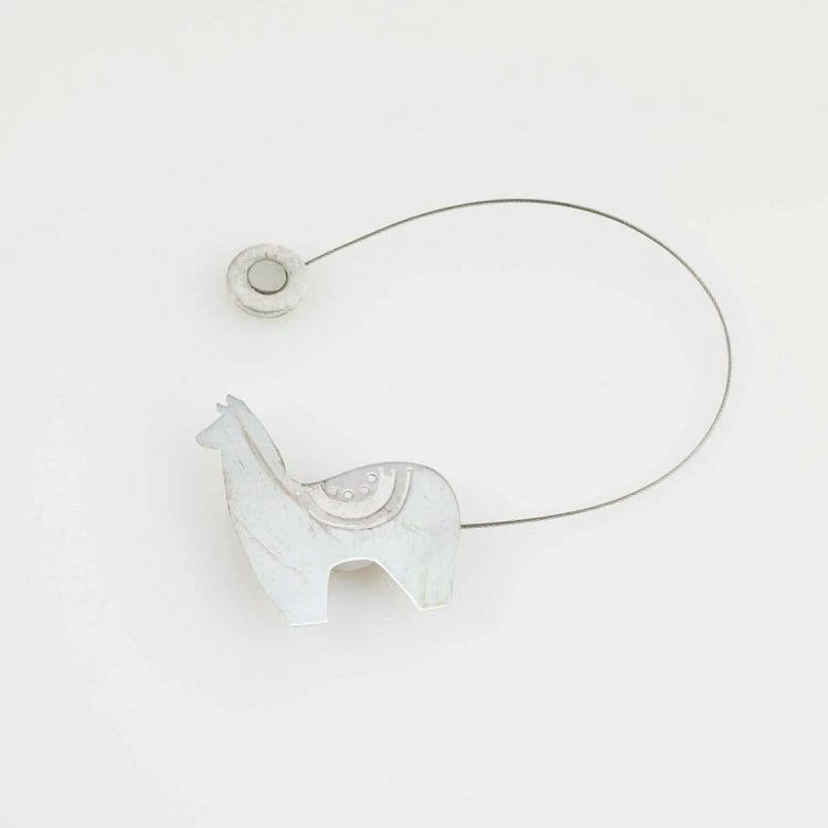 Paris Prix Embrasse De Rideau Aimantée Yzma 30cm Blanc 3 Paris Prix Embrasse De Rideau Aimantée Yzma 30cm Blanc